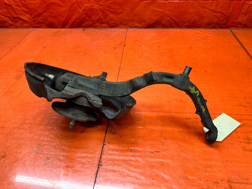 92 96 HONDA PRELUDE LEFT REAR SPINDLE KNUCKLE HUB DRIVER SIDE OEM #3329
