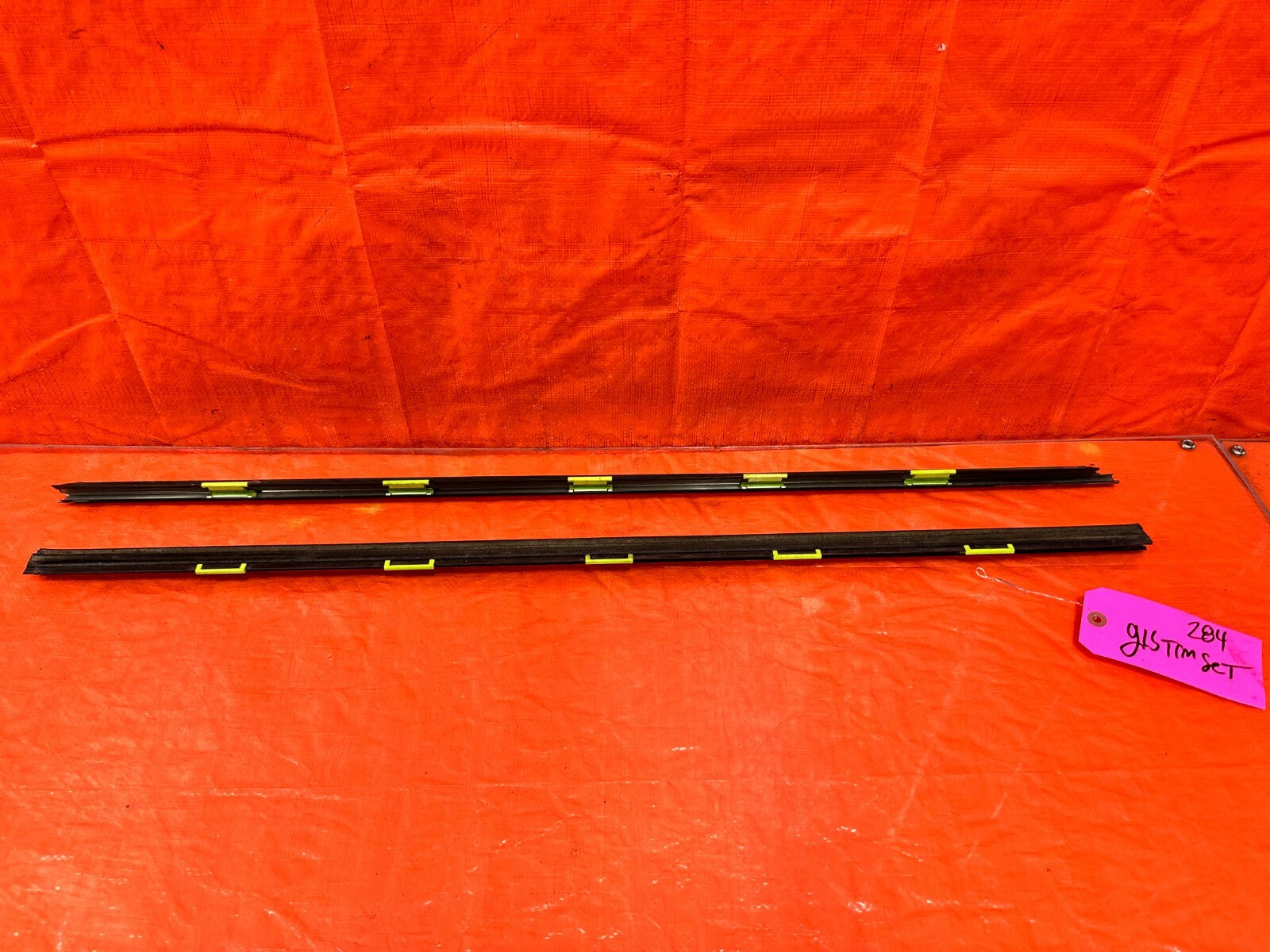 96 00 HONDA CIVIC COUPE HATCH EXTERIOR DOOR WINDOW GLASS TRIM SET LEFT RIGHT 2846