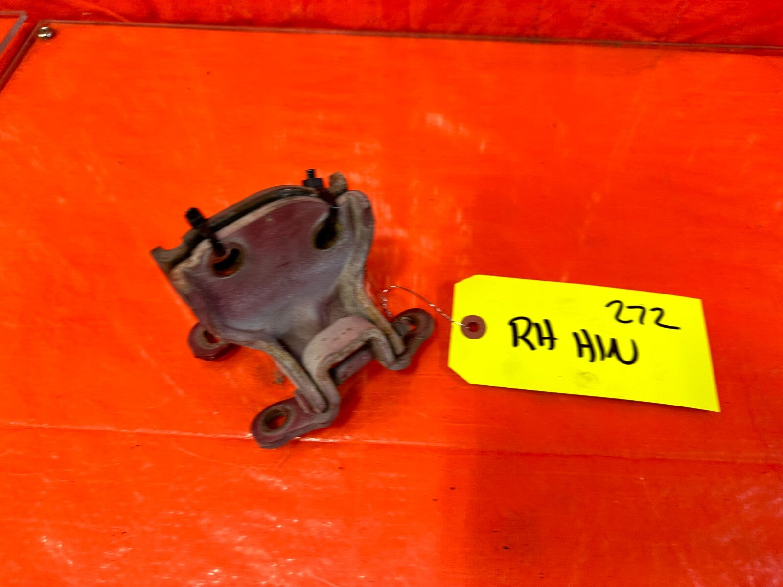 88 00 HONDA CIVIC FRONT LEFT OR RIGHT DOOR HINGE SET / UPPER + LOWER OEM #272 12