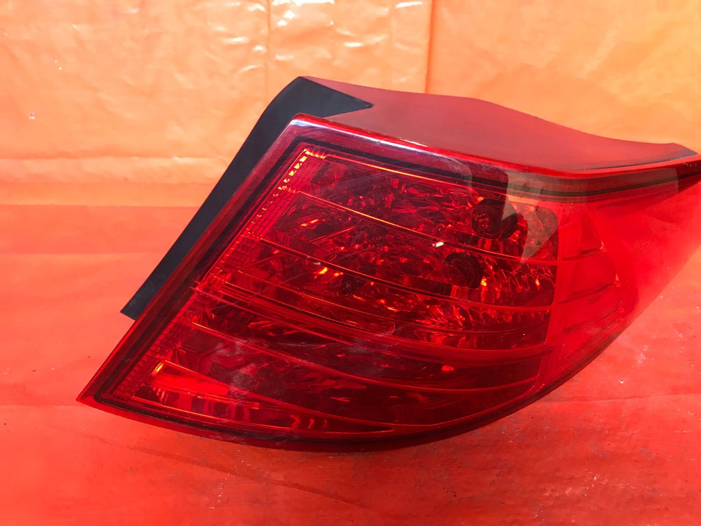OEM 2011 2012 2013 KIA OPTIMA LX MODEL   PASSENGER RIGHT OUTER TAIL LIGHT LAMP1