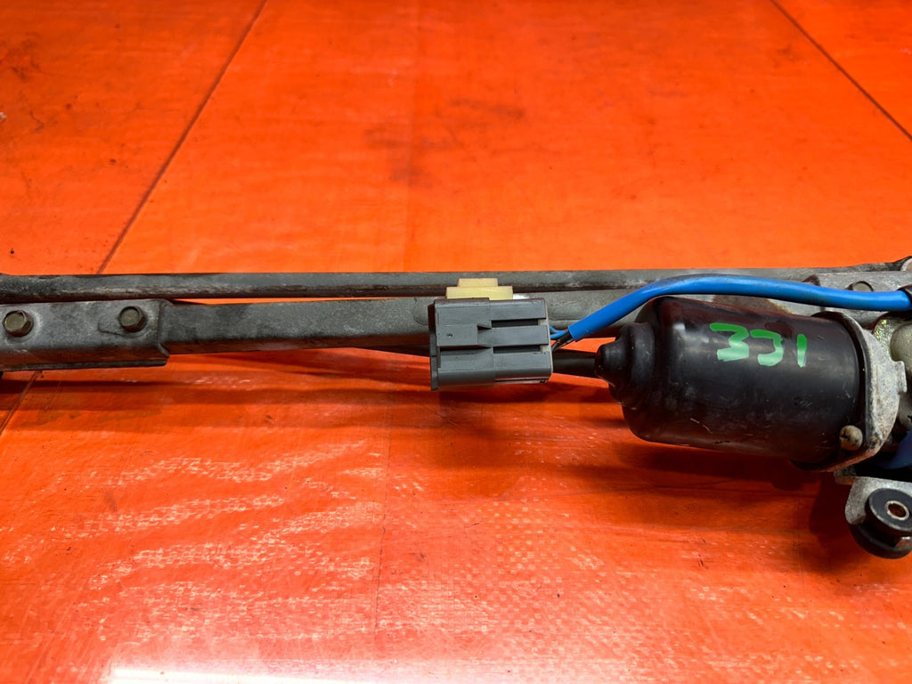 94 01 ACURA INTEGRA FRONT WINDSHIELD WIPER MOTOR AND LINKAGE OEM #3316
