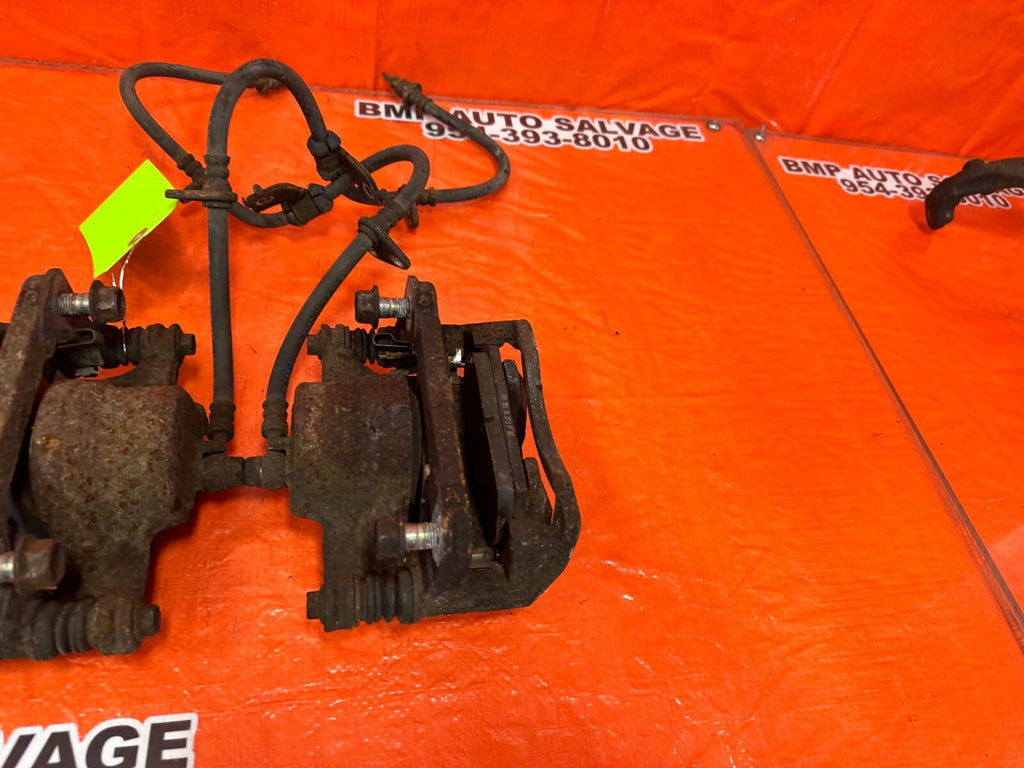 94 01 ACURA INTEGRA GSR   BRAKE CALIPER SET FRONT LEFT & RIGHT CALIPERS OEM #24611