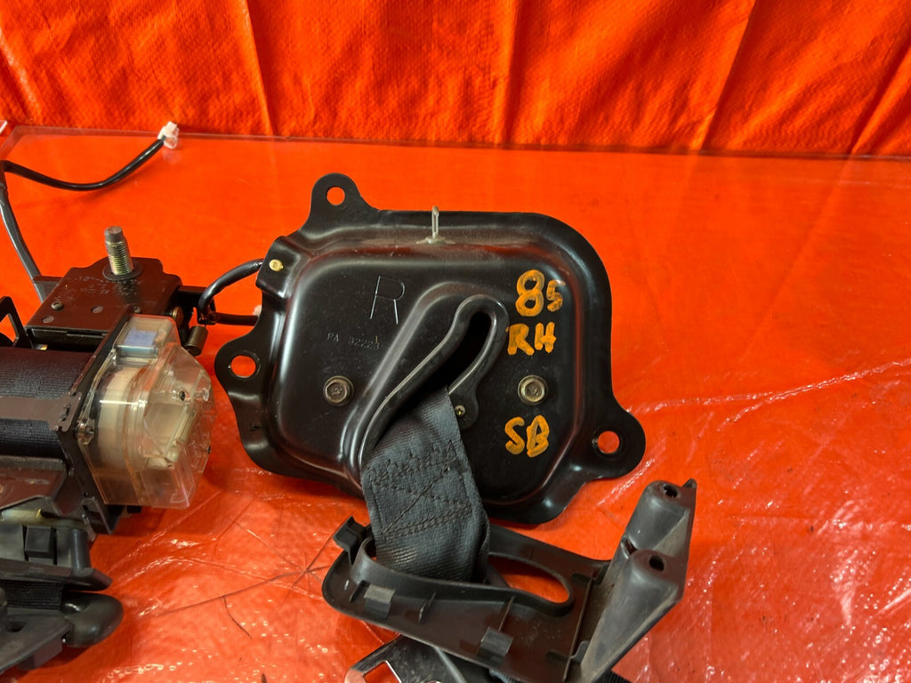 90 93 NISSAN 300ZX   NON TURBO & 2 SEATER ONLY   SEAT SAFETY BELT   RIGHT SIDE 2