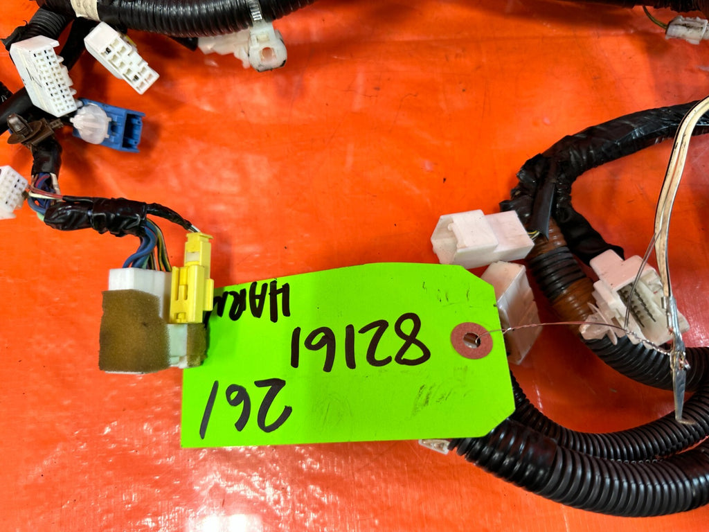 2002 LEXUS SC430   FLOOR WIRE HARNESS WIRING LOOM   82161 24060   OEM #26111