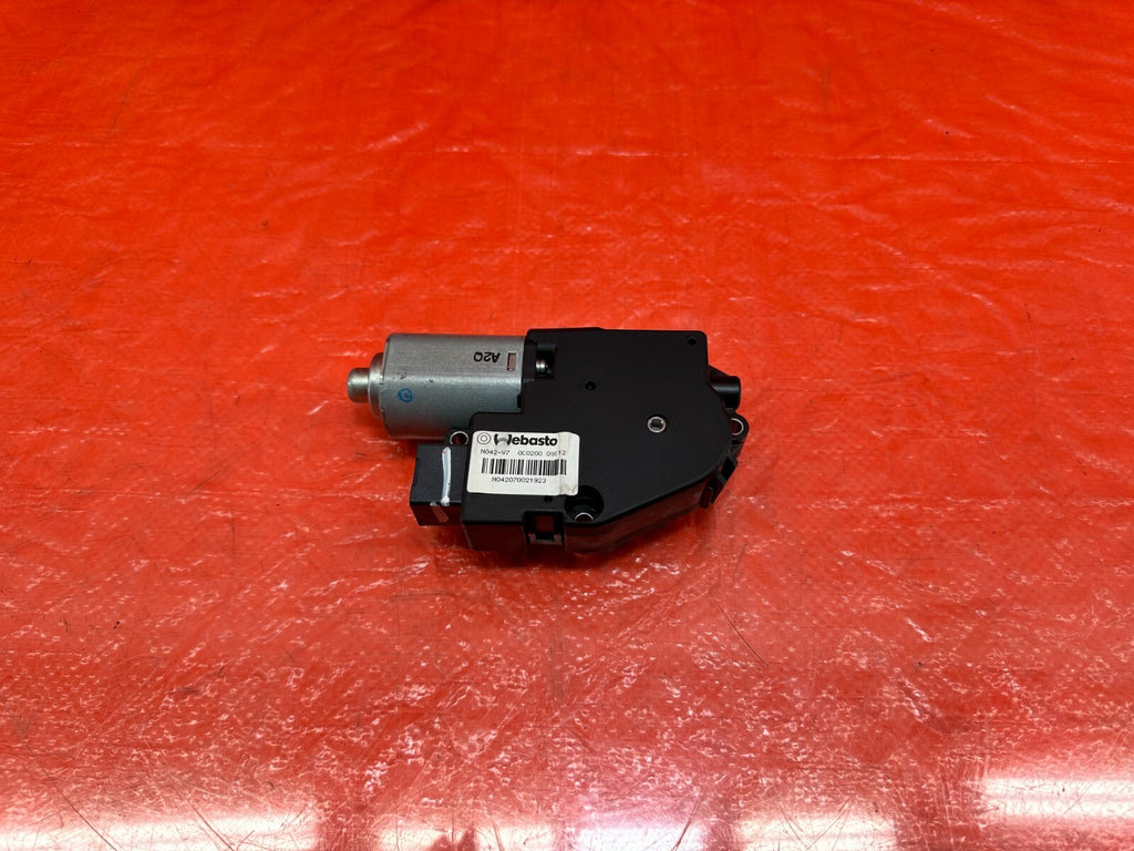 08 15 INFINITI G37 2D COUPE   SUNROOF MOONROOF SLIDING ROOF   MOTOR   OEM #2070