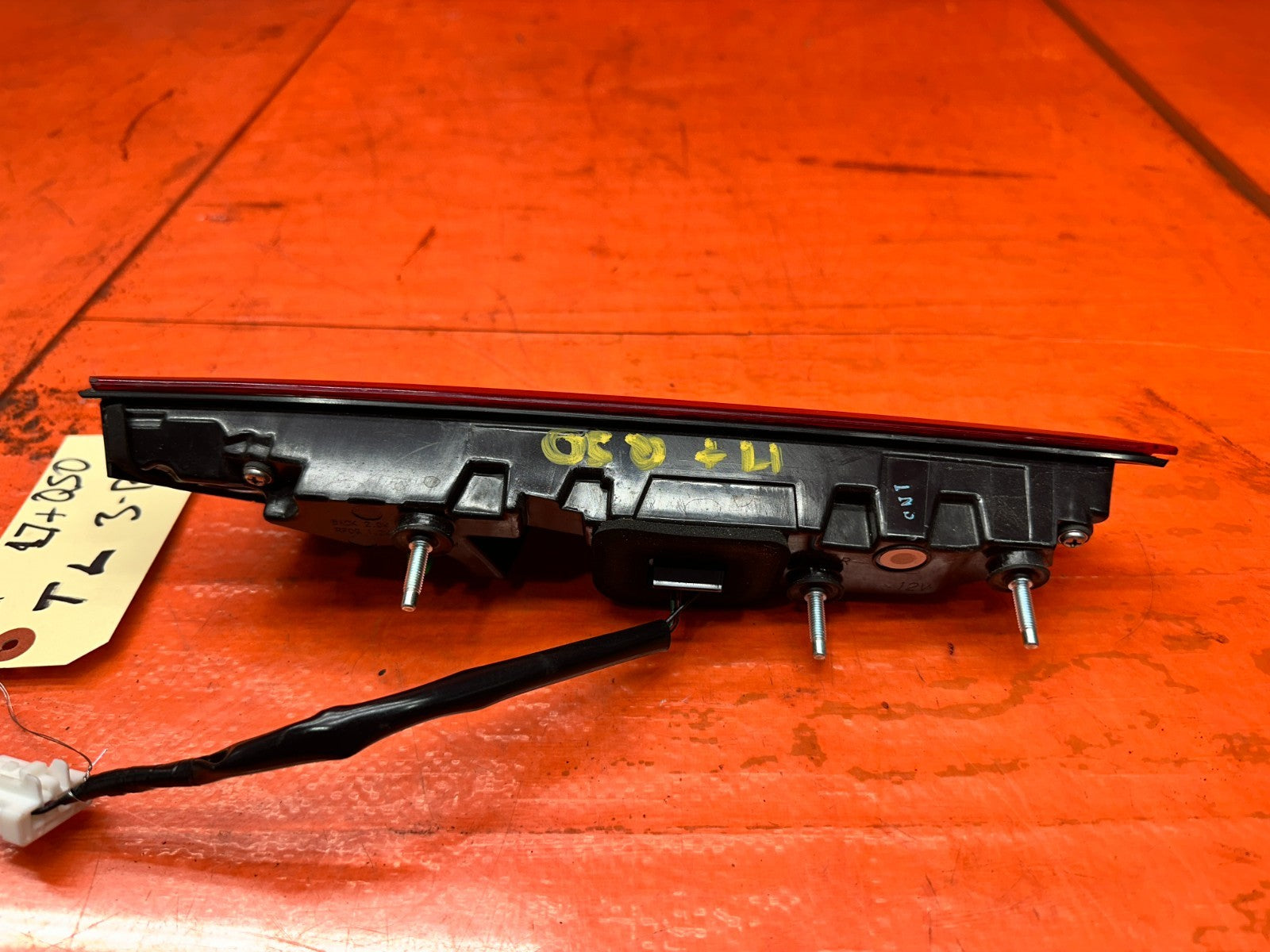 16 23 INFINITI Q60 2D RIGHT PASSENGER INNER TAIL LIGHT TRUNK LAMP OEM5
