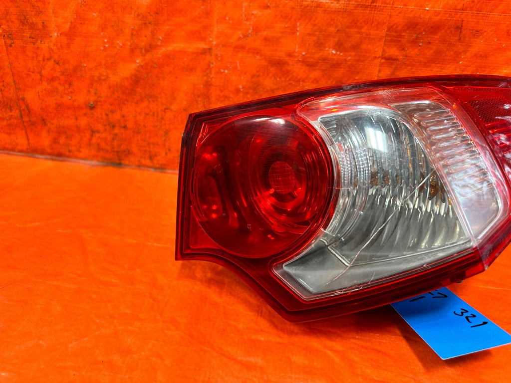 09 10 ACURA TSX   PASSENGER RIGHT TAIL LIGHT TAIL LAMP OUTER QUARTER PANEL OEM1