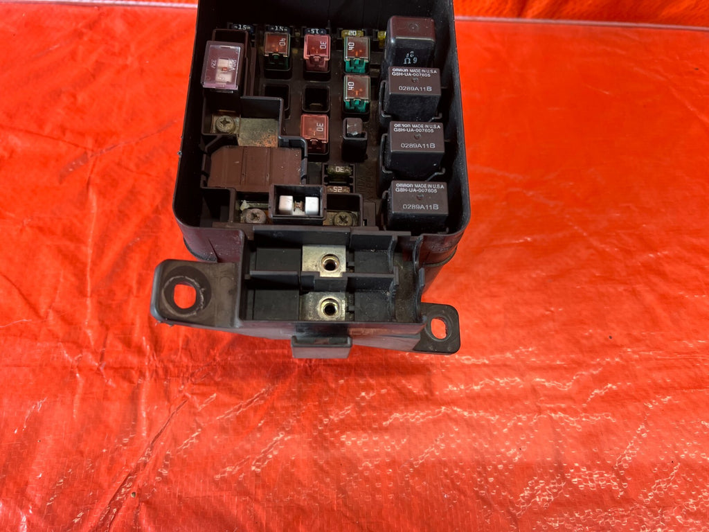 96 00 HONDA CIVIC   EXTERIOR   ENGINE BAY UNDER HOOD   FUSE BOX PANEL   OEM #1273