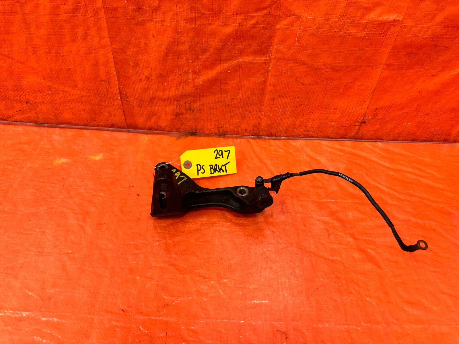 96 00 HONDA CIVIC EX DX LX CX HX GX POWER STEERING PUMP MOUNTING BRACKET OEM 2970
