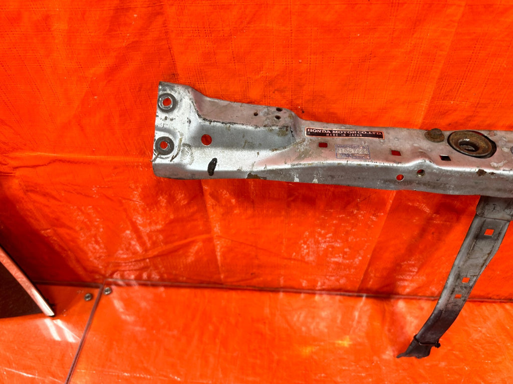 88 91 HONDA CRX   UPPER RADIATOR SUPPORT BEAM BAR T BRACKET   OEM #2771