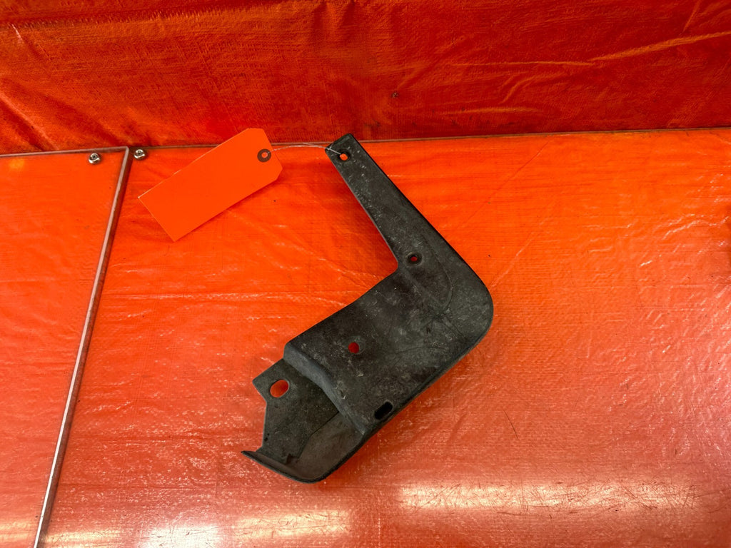 08 12 HONDA ACCORD SEDAN   DRIVER LEFT FRONT MUD FLAP SPLASH GUARD   OEM OE6