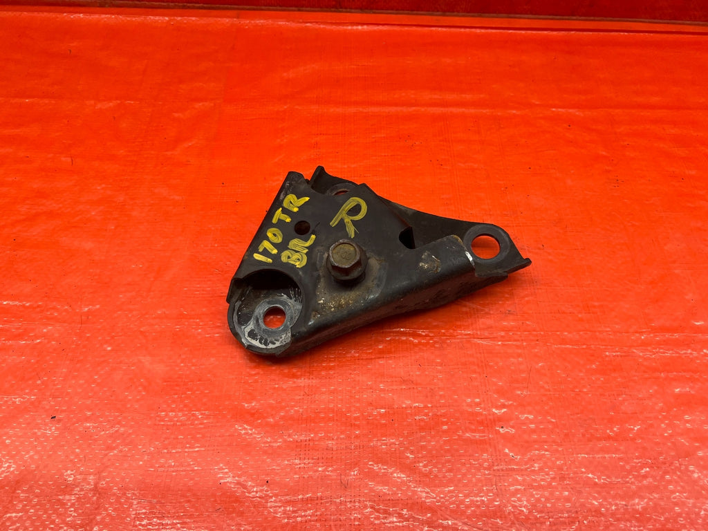 15 20 SUBARU WRX STI   BRACKET FRONT SUB FRAME RIGHT SIDE   OEM FACTORY #1700