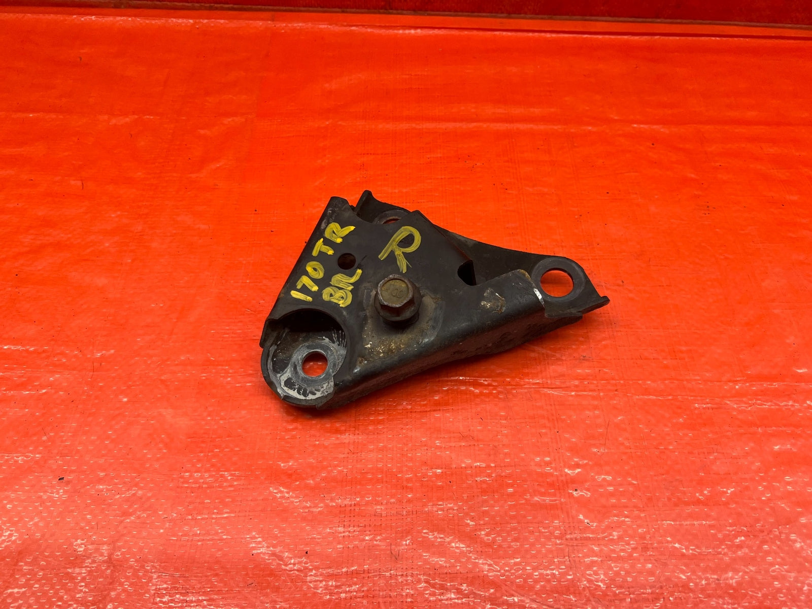 15 20 SUBARU WRX STI   BRACKET FRONT SUB FRAME RIGHT SIDE   OEM FACTORY #1700