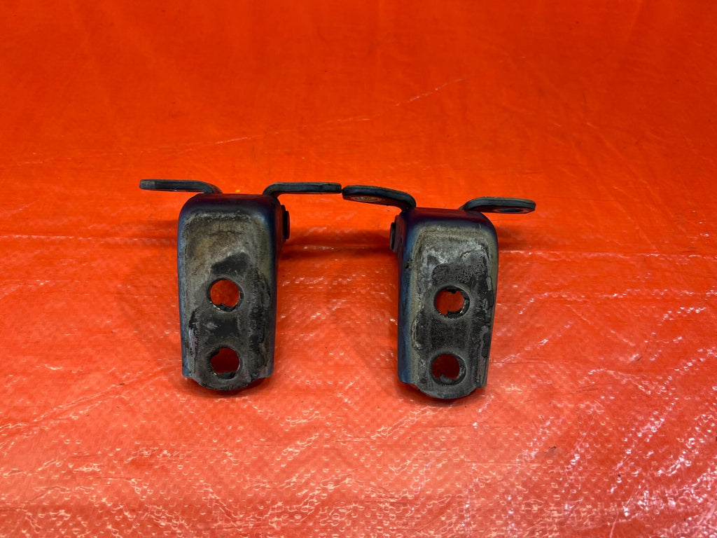 06 11 CIVIC 4D SEDAN   DOOR HINGE SET   UPPER & LOWER RIGHT FRONT SIDE OEM #2039