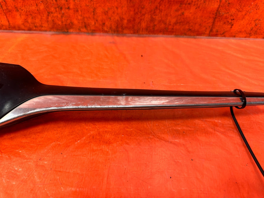 13 16 HYUNDAI GENESIS COUPE   FRONT GRILLE W/ TRIM   OEM #3252
