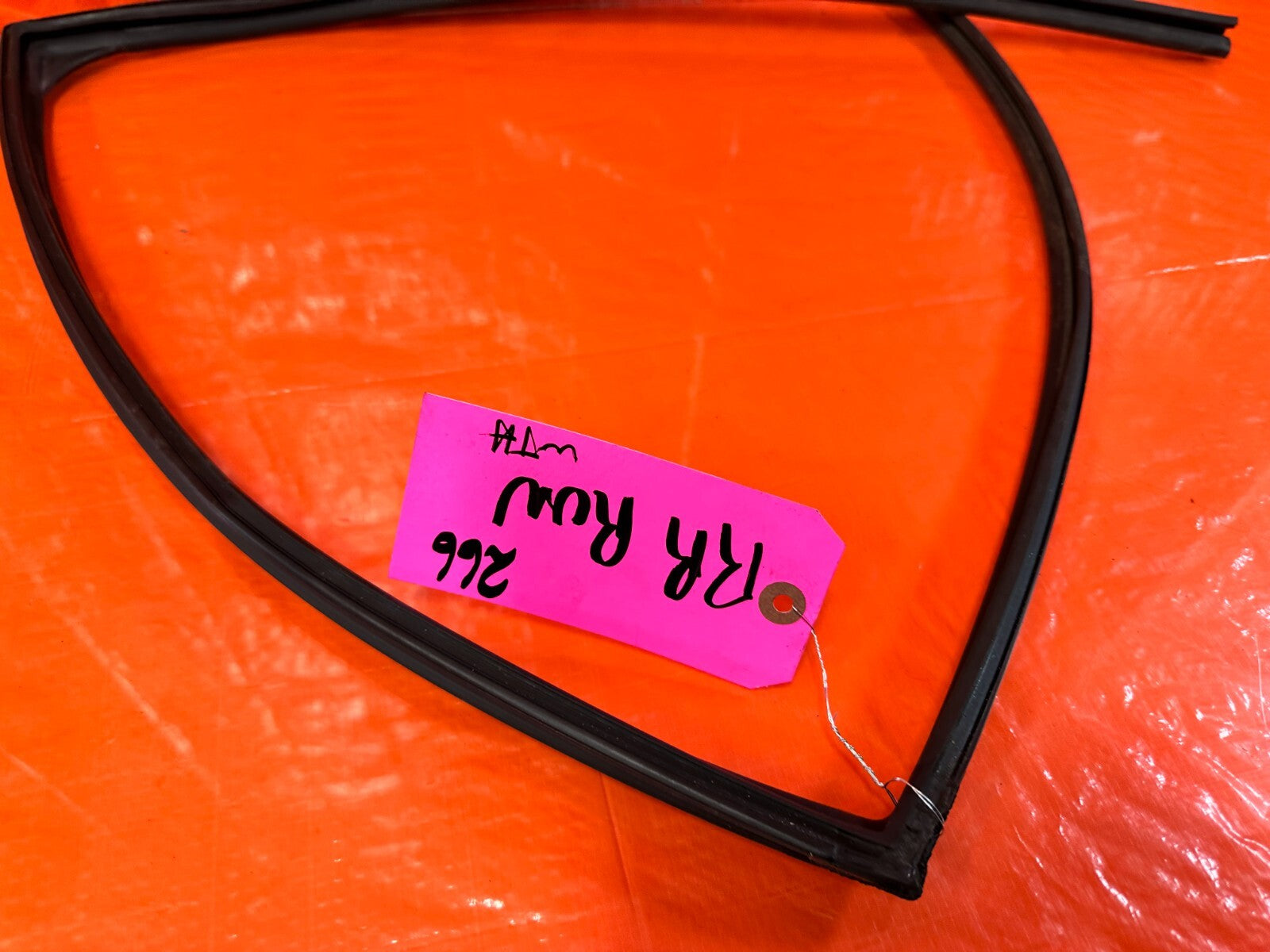 15 21 SUBARU WRX & STI PASSENGER RIGHT REAR WINDOW GLASS RUN CHANNEL   OEM #2664