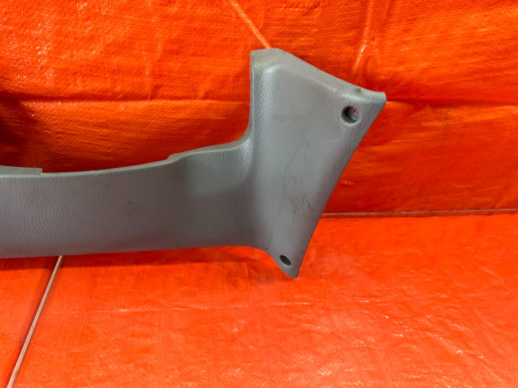 95 97 HONDA ODYSSEY   KNEE TRIM UNDER STEERING COLUMN LOWER COVER   OEM #1935