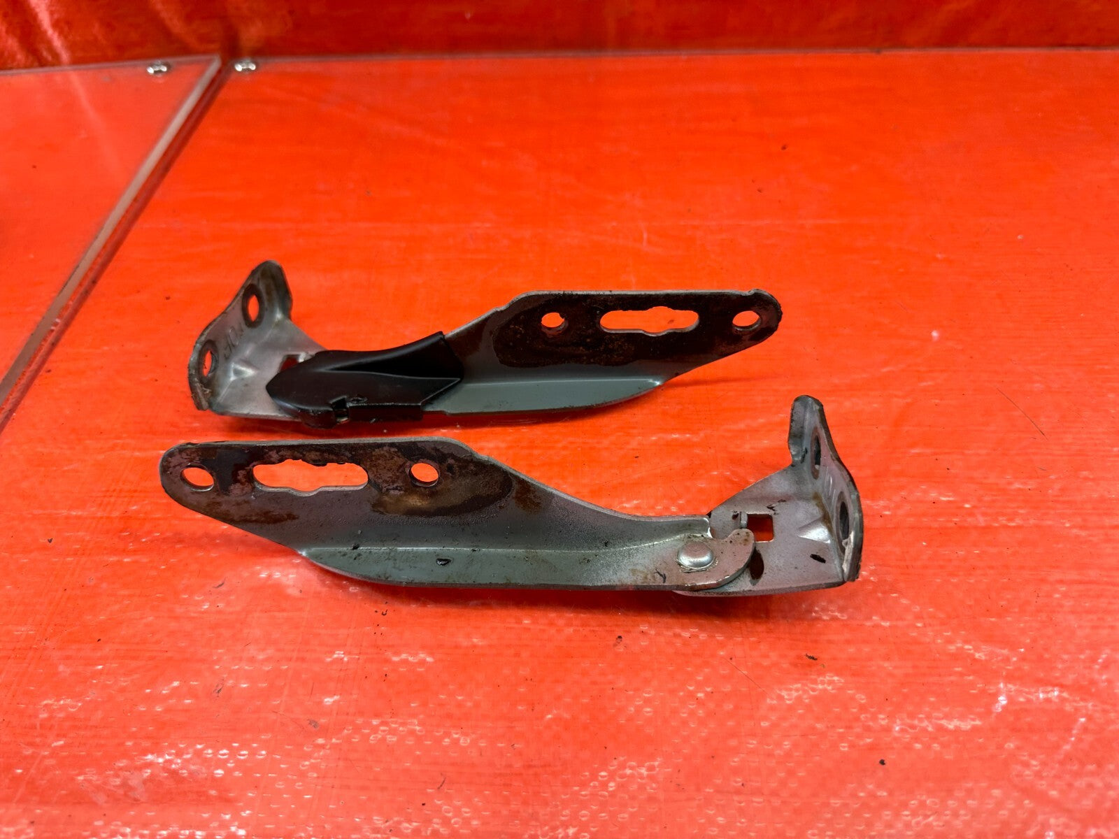 96 00 HONDA CIVIC   HOOD HINGE SET   DRIVER LEFT PASEENGER RIGHT   OEM   #2086