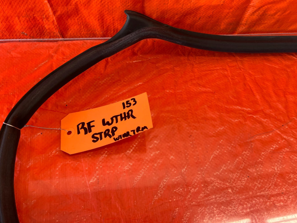 13 18 ACURA RDX PASSENGER RIGHT FRONT DOOR WEATHER STRIP SEAL GASKET OEM 1538