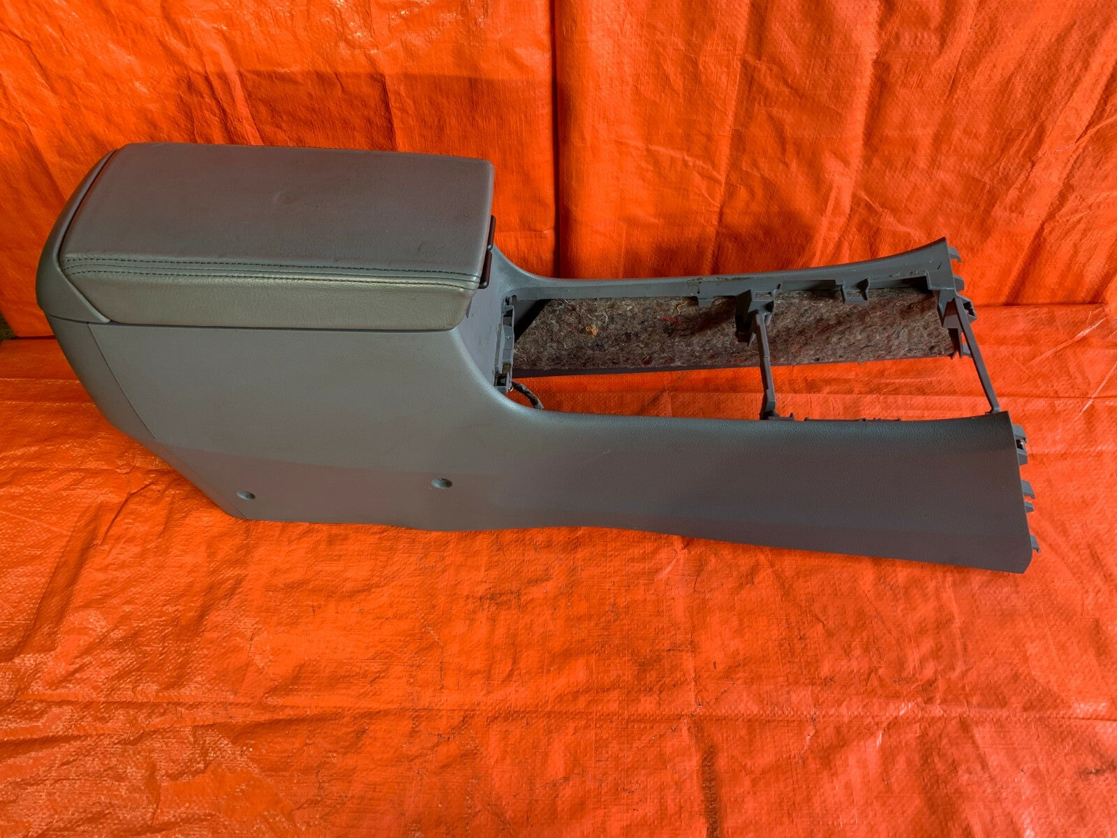 OEM 2004 04 ACURA TSX   ARM REST CENTER CONSOLE ASSEMBLY GRAY COLOR3