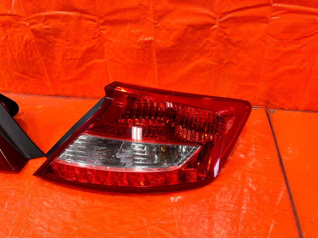 12 13 HONDA CIVIC SI 2D COUPE LEFT AND RIGHT TAIL LIGHTS LAMPS   OEM FACTORY 2695