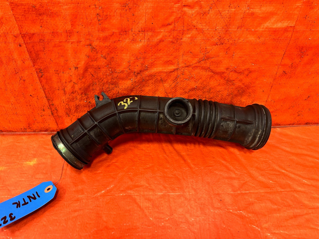 92 95 HONDA CIVIC   D15 SOHC NON VTEC   AIR BOX INTAKE ARM   OEM #3277