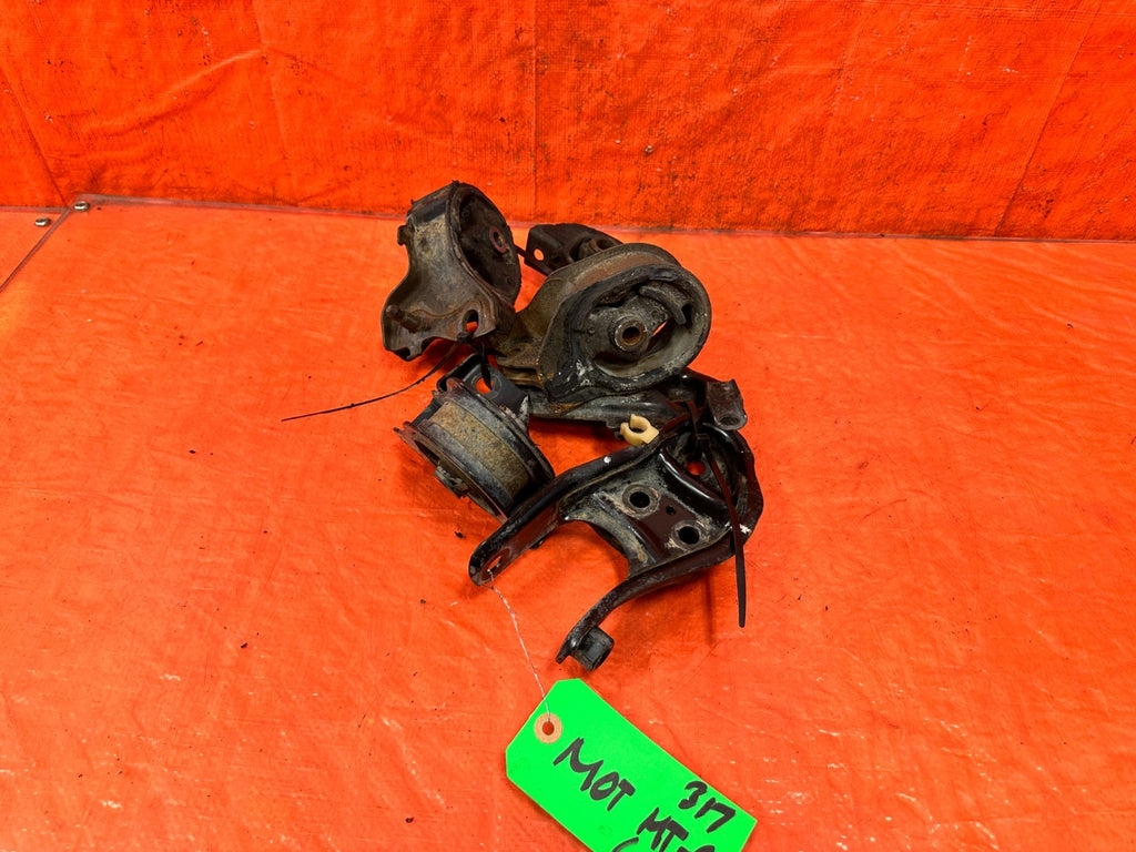 90 91 HONDA CIVIC SOHC   COMPLETE ENGINE MOTOR MOUNT SET W/ BRACKETS   5 SPEED2