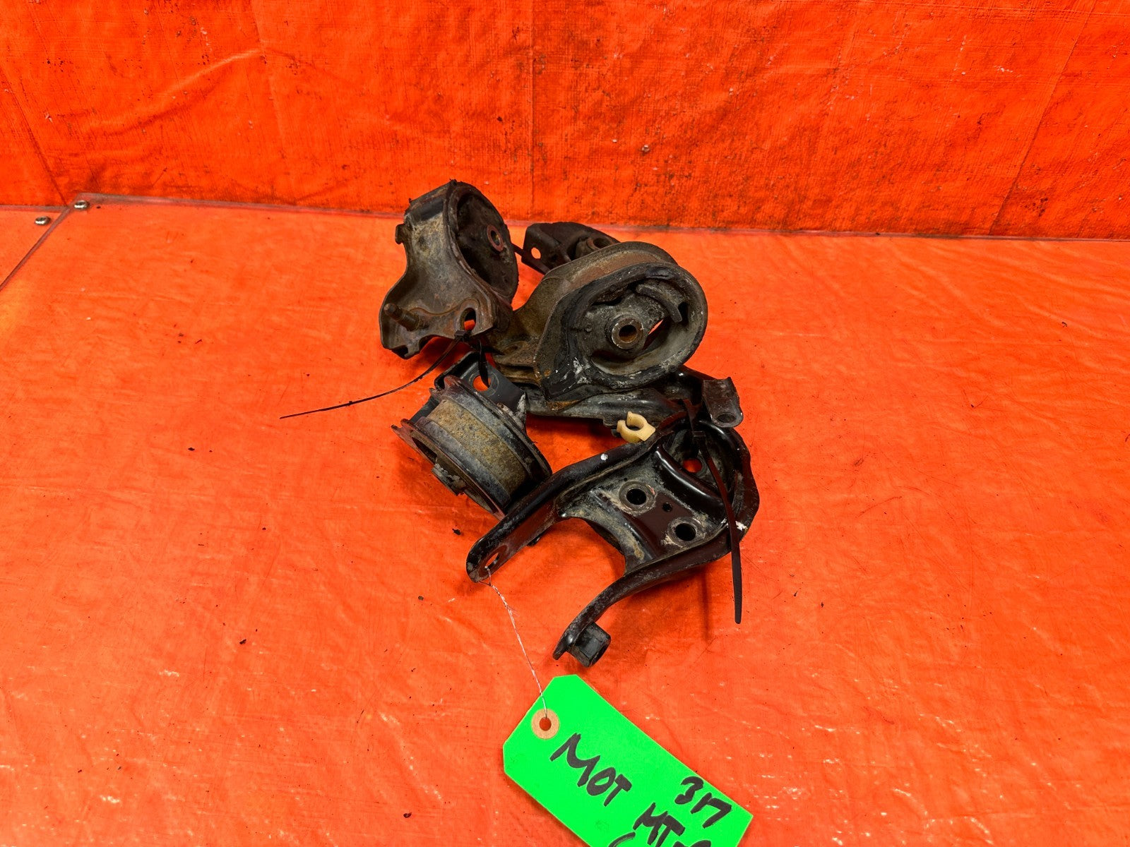 90 91 HONDA CIVIC SOHC   COMPLETE ENGINE MOTOR MOUNT SET W/ BRACKETS   5 SPEED2