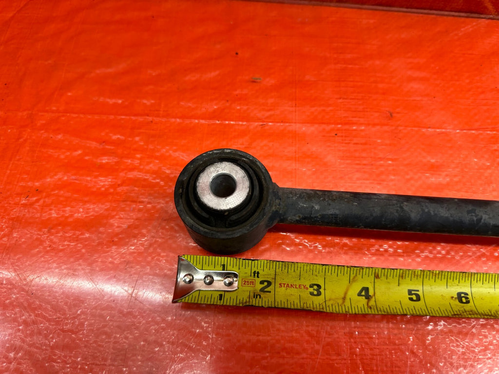 04 08 ACURA TSX   PASSENGER RIGHT REAR CONTROL ARM   15.5 INCH LENGTH   OEM 20911