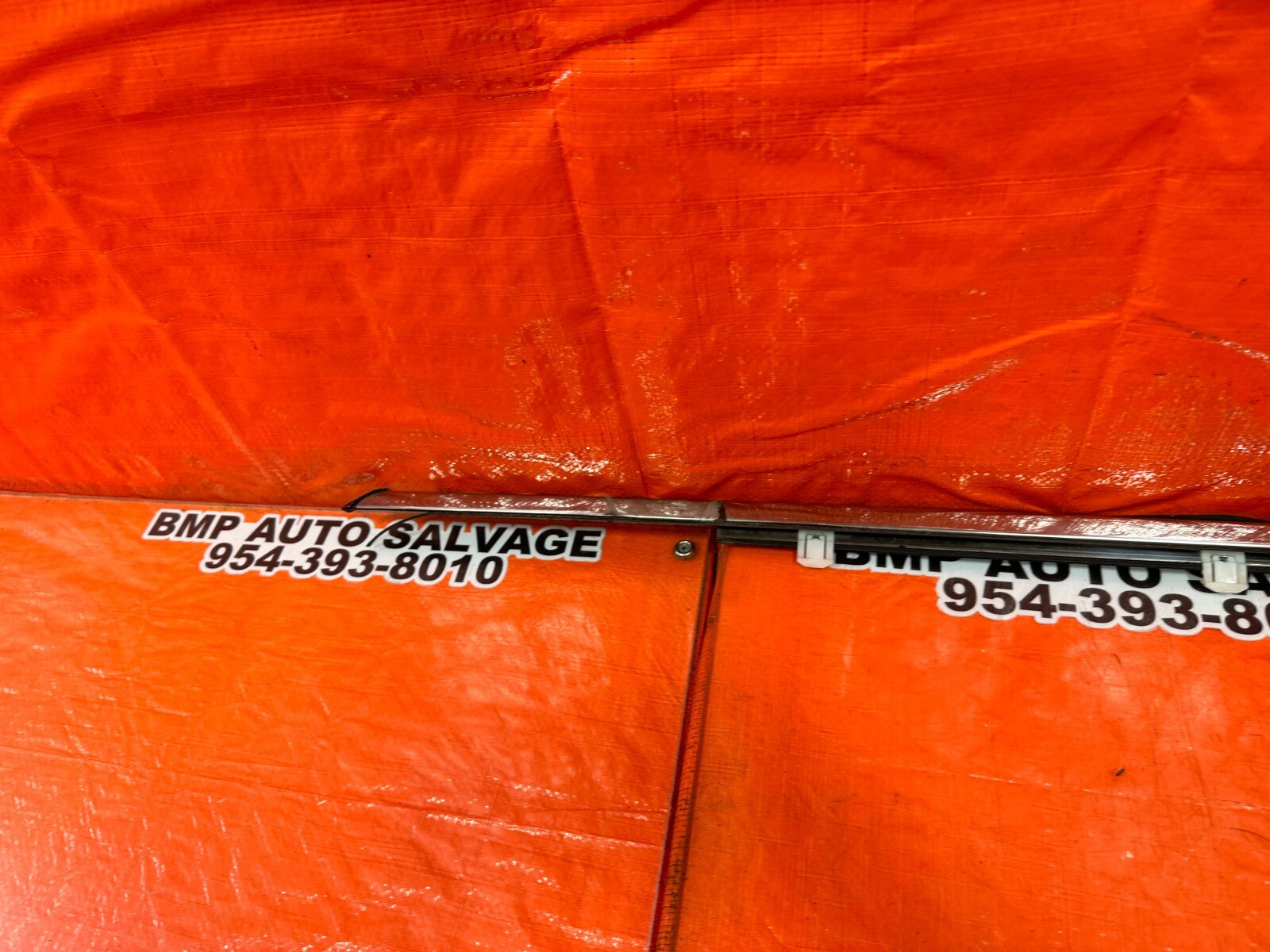 08 12 HONDA ACCORD SEDAN   DRIVER LEFT FRONT EXTERIOR GLASS TRIM   OEM 2514
