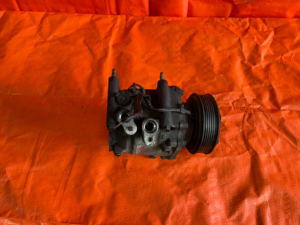 97 01 HONDA PRELUDE   HVAC AIR CONDITIONING AC COMPRESSOR W/ BOLTS   OEM FACTORY4