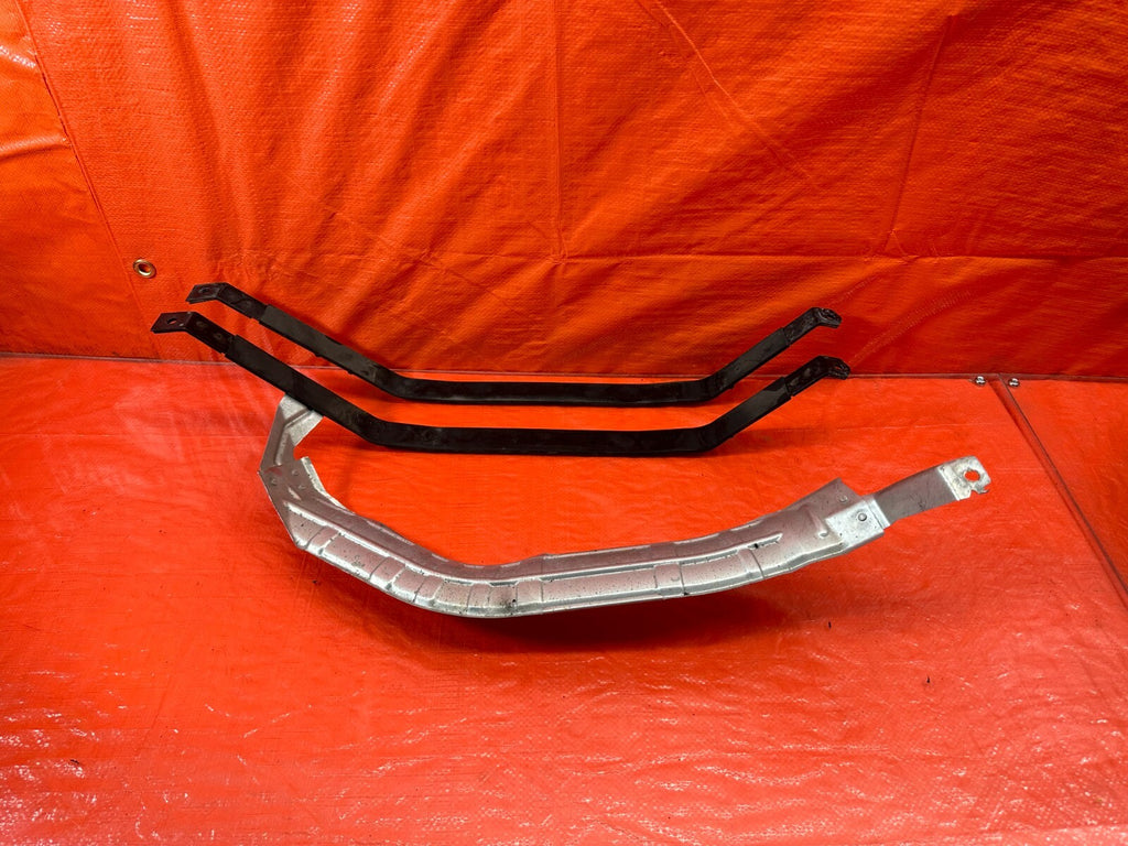 12 21 SUBARU WRX STI  SEDAN GASOLINE GAS FUEL TANK STRAP SET STRAPS SUPPORTS 1808