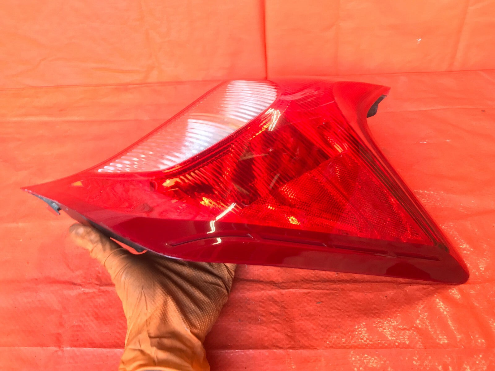 OEM 2015 2016 2017 NISSAN VERSA   HATCHBACK   PASSENGER RIGHT TAIL LIGHT LAMP 174
