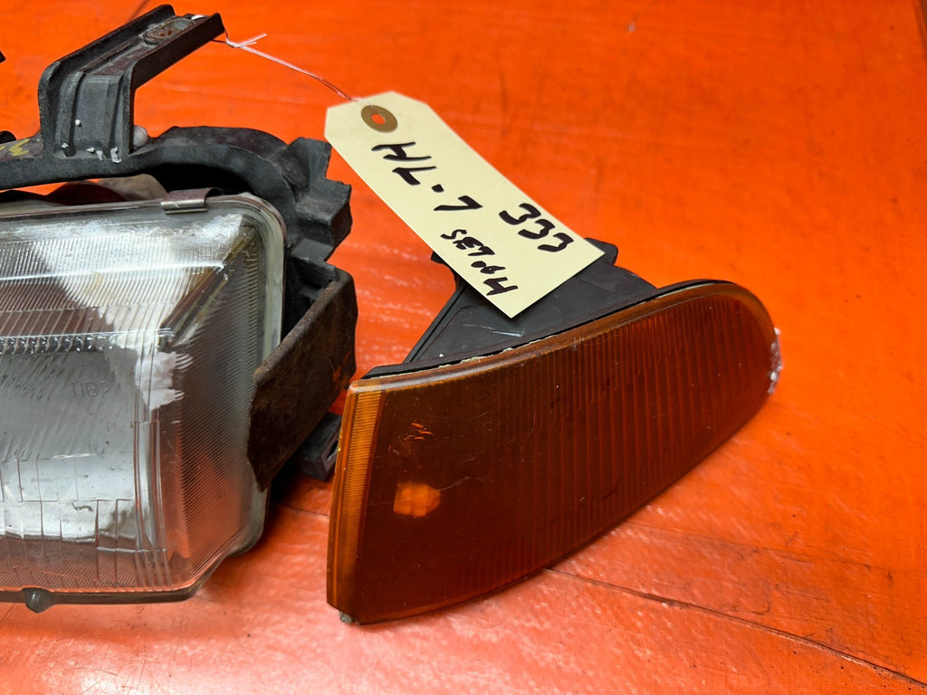 1992-1995 HONDA CIVIC 2D 3D HEADLIGHTS CORNER LIGHTS PAIR SET OEM #3334