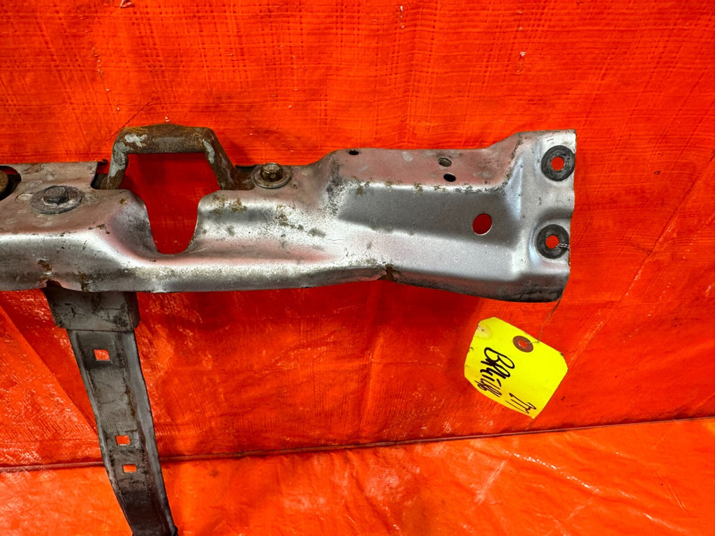 88 91 HONDA CRX   UPPER RADIATOR SUPPORT BEAM BAR T BRACKET   OEM #2774