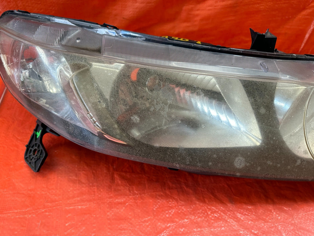 06 08 HONDA CIVIC SEDAN   LEFT & RIGHT AFTERMARKET BLACK HOUSING HEADLIGHTS #2208