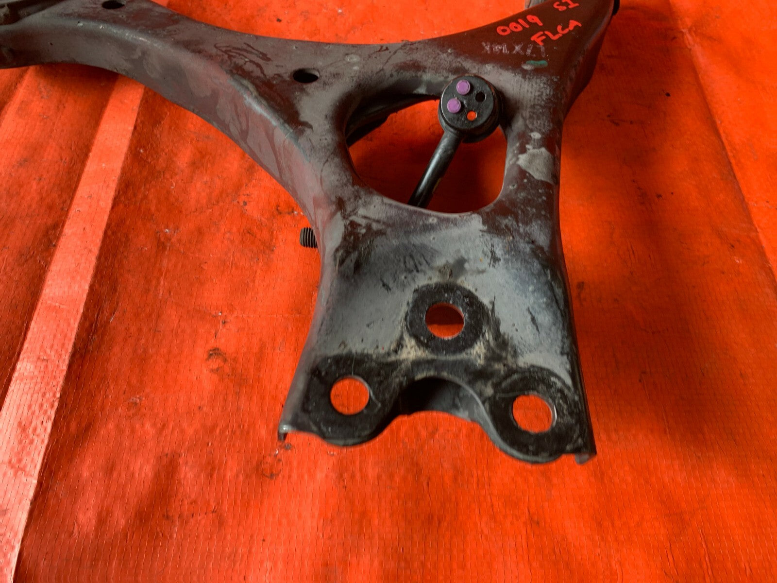 OEM 2008 HONDA CIVIC SI SEDAN   DRIVER LEFT FRONT LOWER CONTROL ARM GOOD BUSHING3