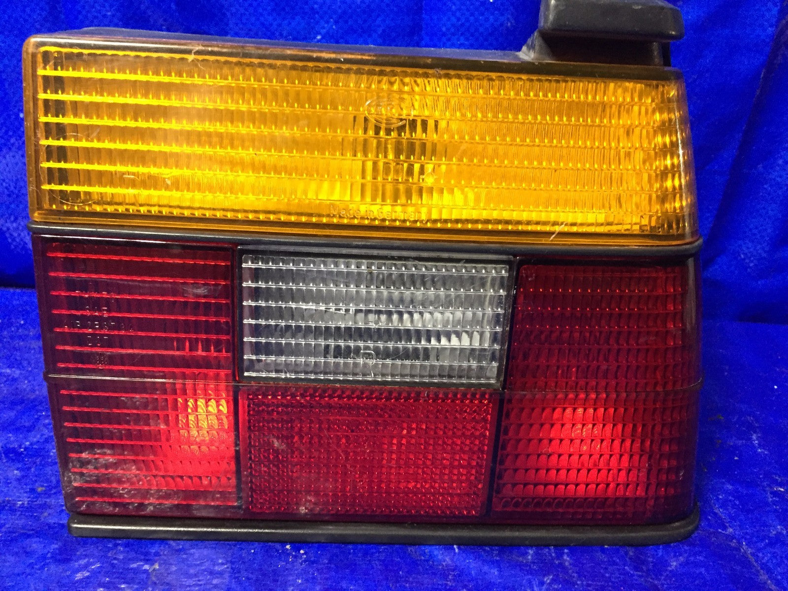 OEM 1984 1985 1986 1987 88 VOLKSWAGEN JETTA PASSENGER RIGHT TAIL LIGHT 1659451122