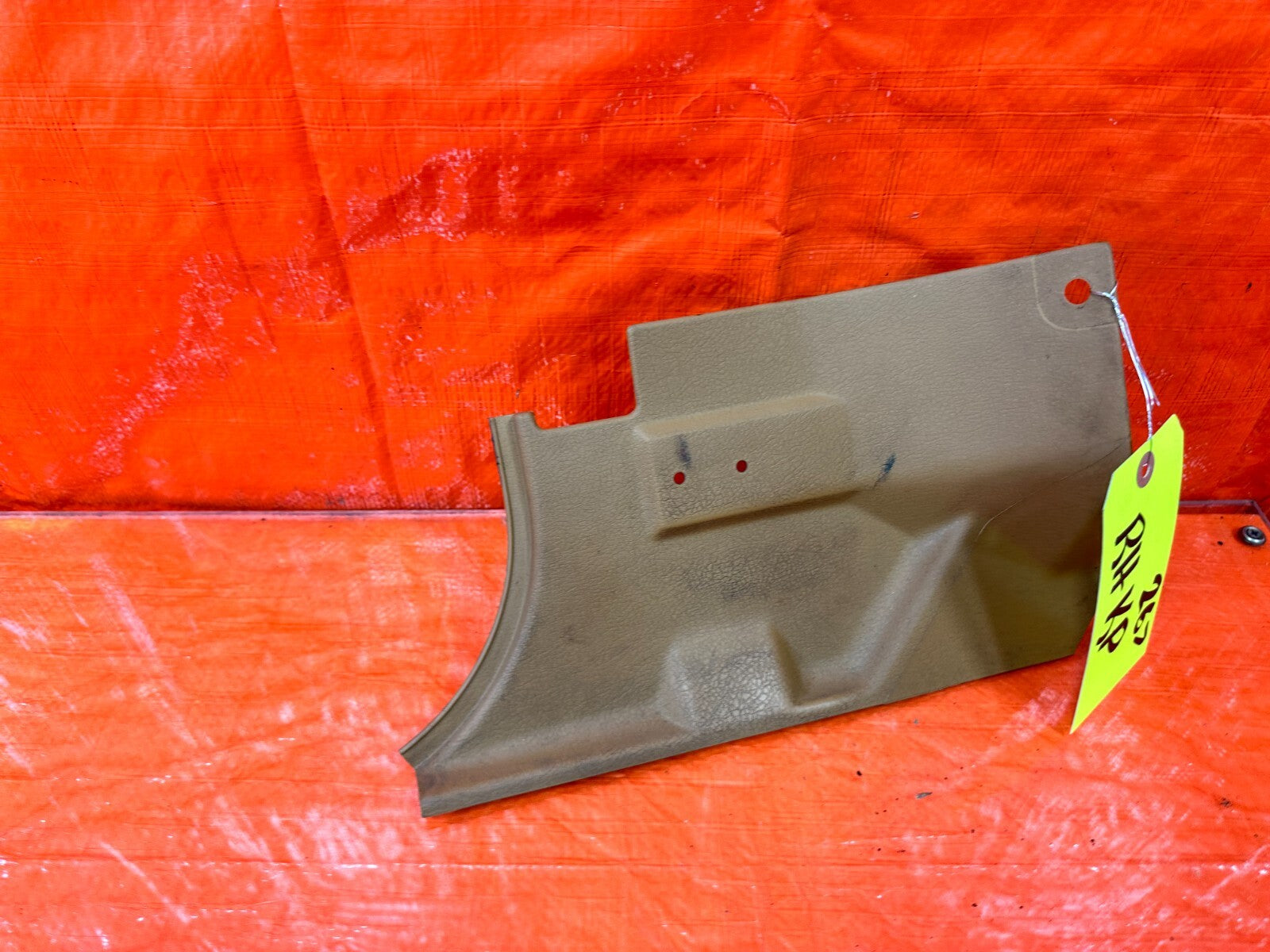 90 97 MAZDA MX 5 MIATA   KICK PANEL   DRIVER LEFT SIDE   TAN BROWN COLOR OEM 2676