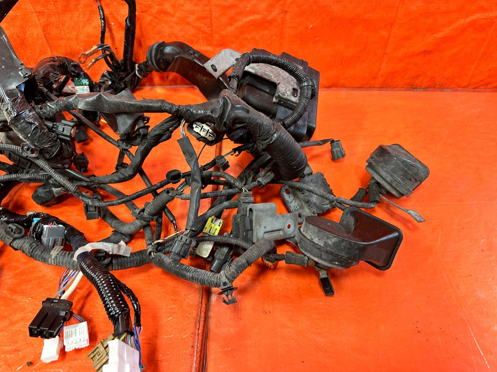 2016 INFINITI Q50   ENGINE BAY / UNDER HOOD WIRING HARNESS WIRE LOOM    OEM 31613