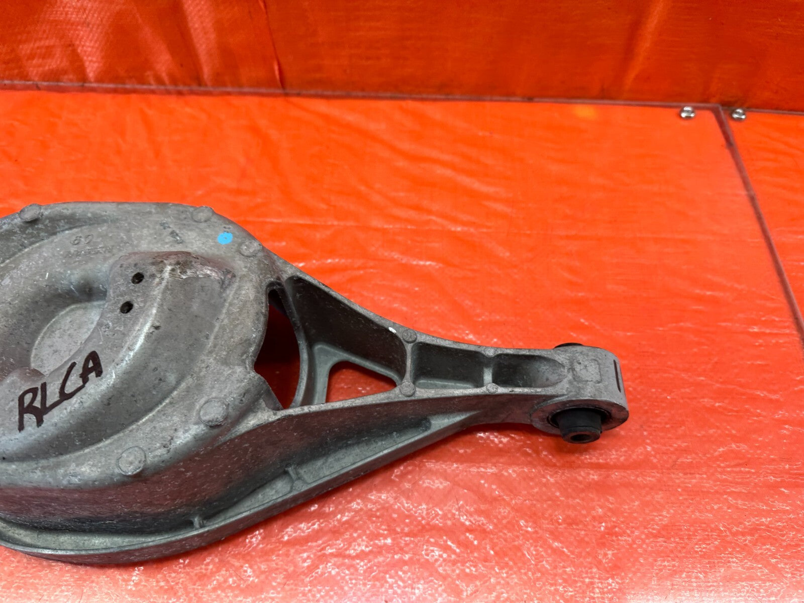 09 12 INFINITI FX50 FX35   RIGHT REAR   ALUMINUM REAR LOWER CONTROL ARM ASSEBLY4