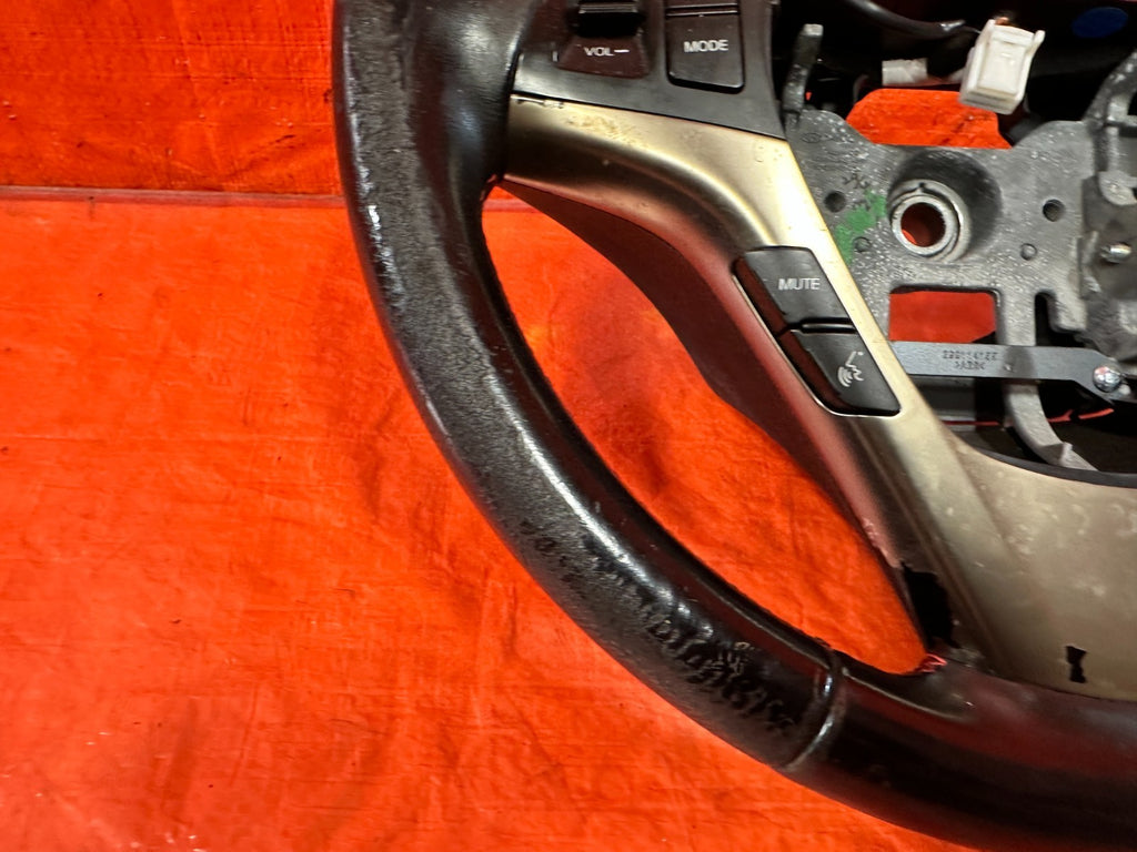 2013 13  HYUNDAI GENESIS COUPE R SPEC STEERING WHEEL MANUAL TRANS MODEL OEM GENE5