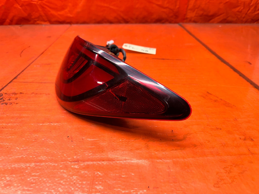 16 23 INFINITI Q60 2D RIGHT PASSENGER OUTER TAIL LIGHT LAMP ASSEMBLY OEM5