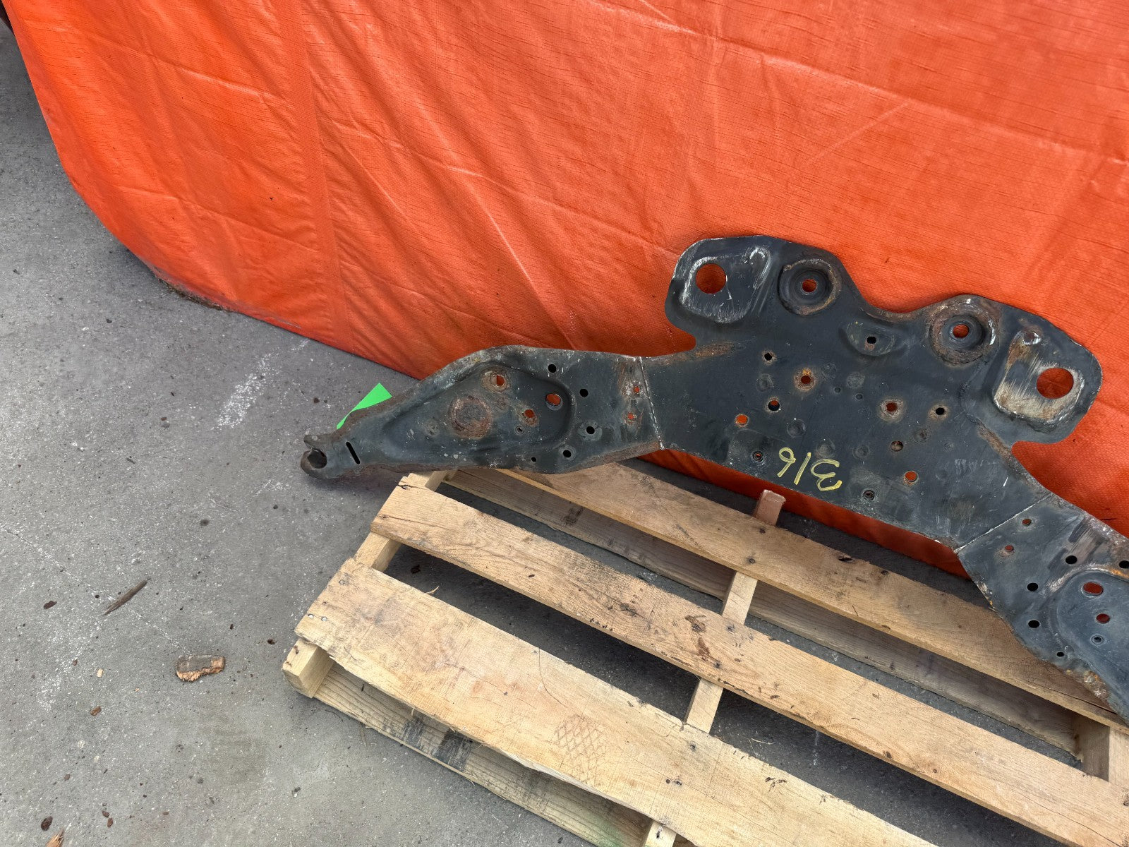 14 20 INFINITI Q50 17 20 Q60 AWD ALL WHEEL DRIVE   FRONT SUBFRAME SKID PLATE 31610