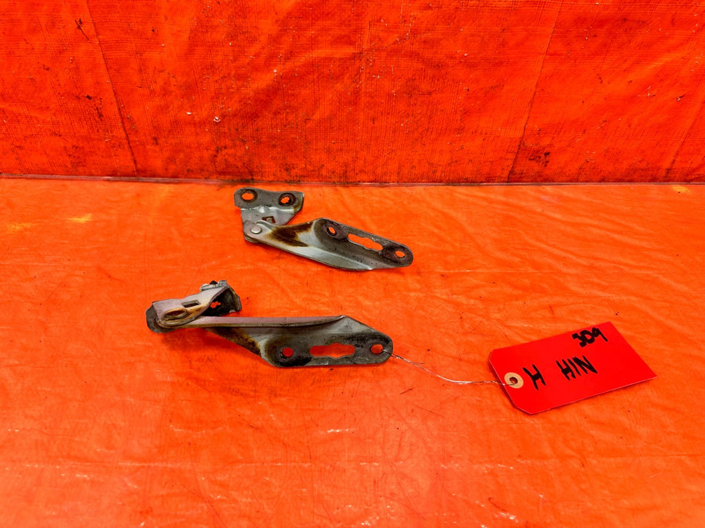 94 01 ACURA INTEGRA   HOOD HINGE SET   LEFT AND RIGHT HINGES   OEM #3091