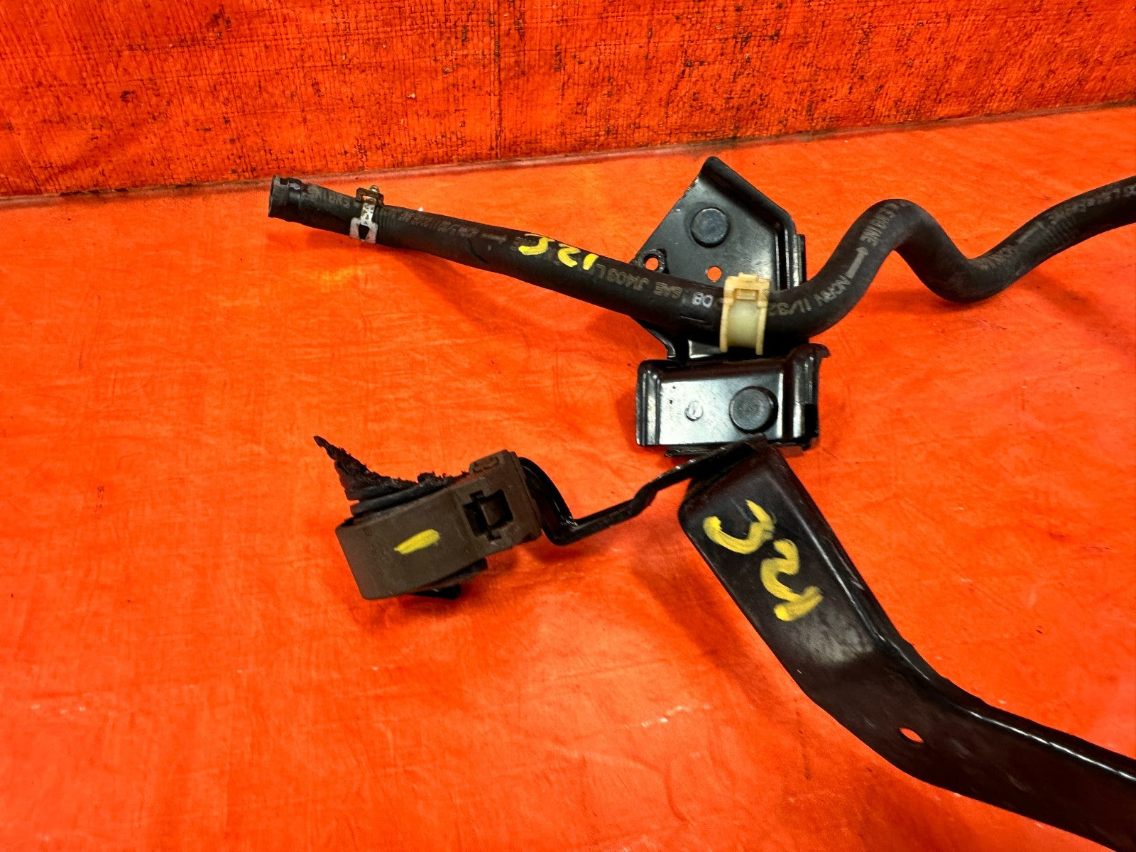 09 14 ACURA TSX 2.4L   BRAKE BOOSTER VACUUM HOSE LINE   OEM #3213