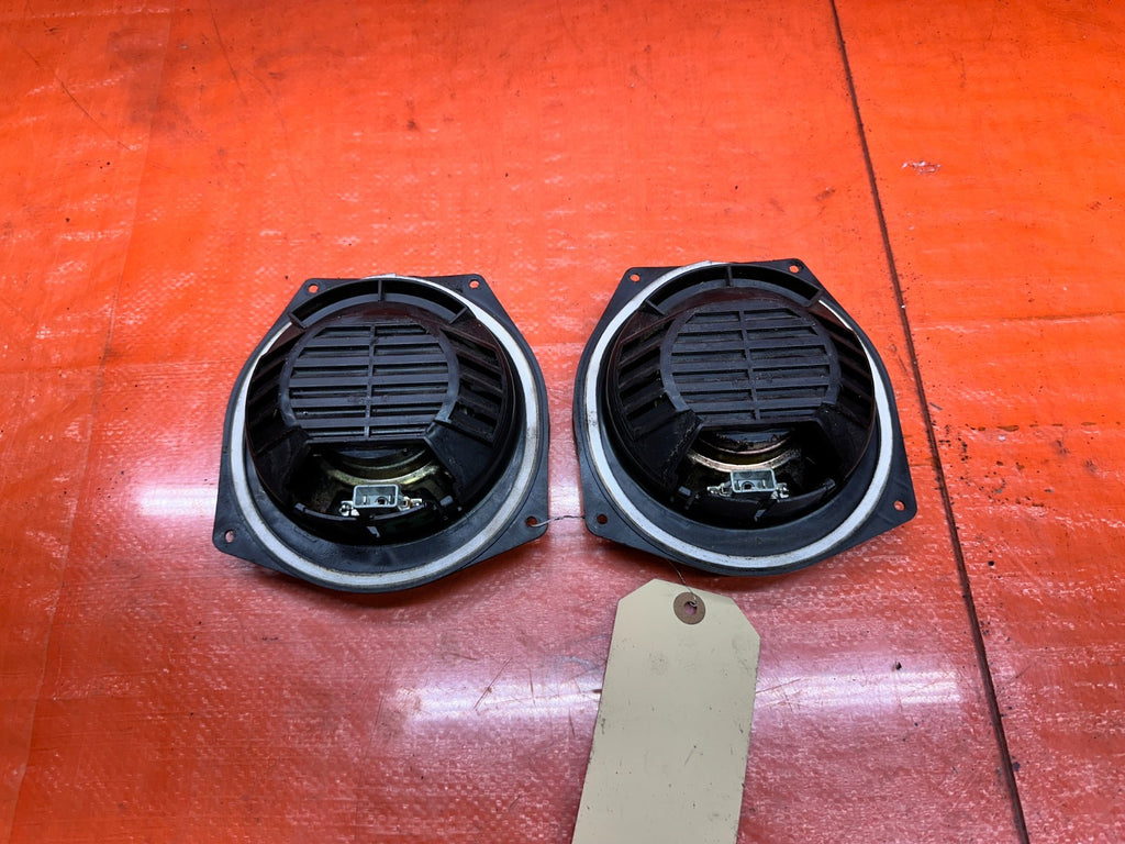 94 01 ACURA INTEGRA FRONT DOOR AUDIO SPEAKERS PAIR OEM #3316
