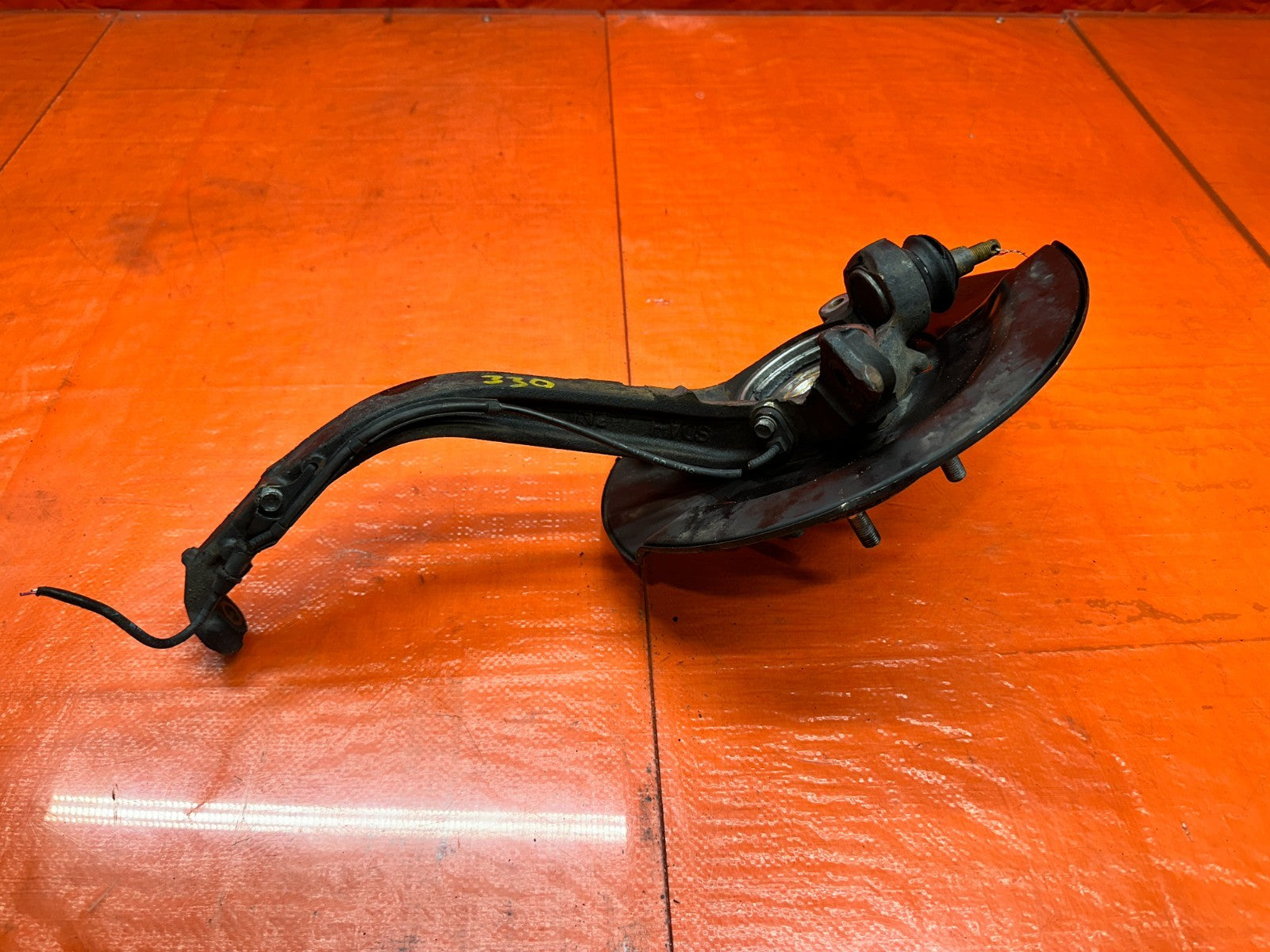 04 08 ACURA TSX 2.4L LEFT DRIVER FRONT KNUCKLE SPINDLE OEM #3307