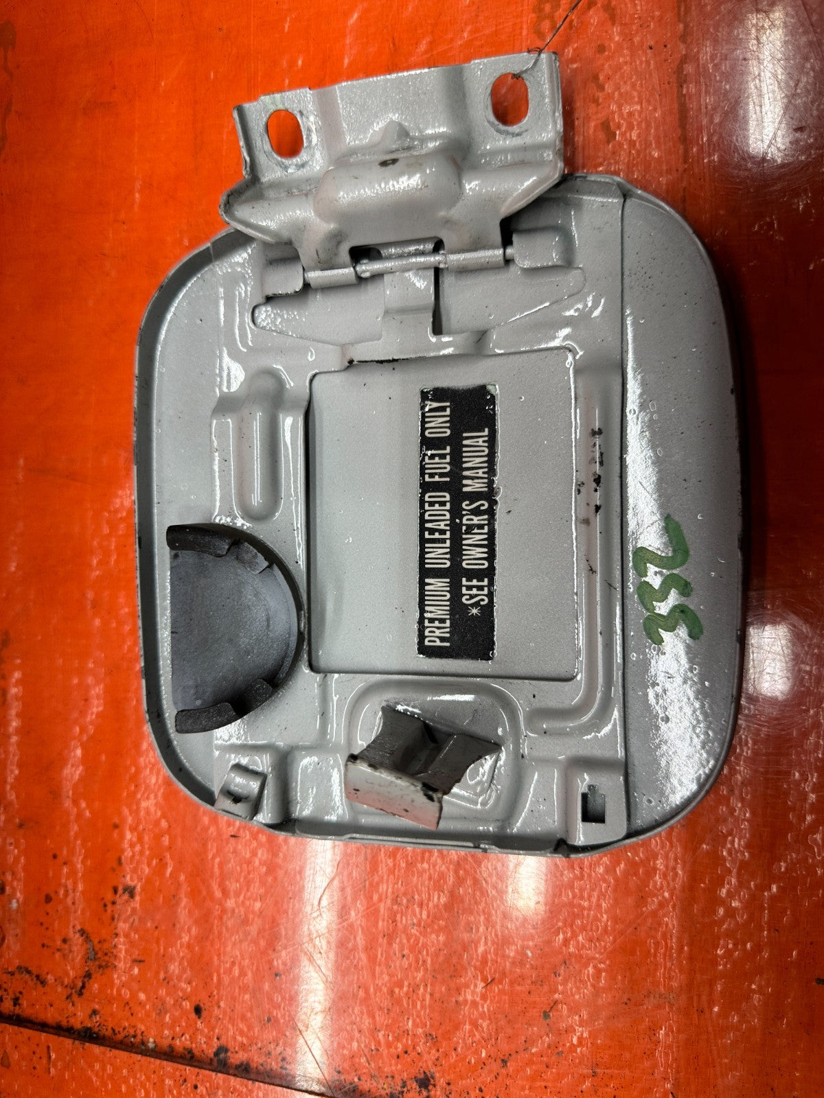 92 96 HONDA PRELUDE FUEL GAS DOOR LID OEM FACTORY OE #3325