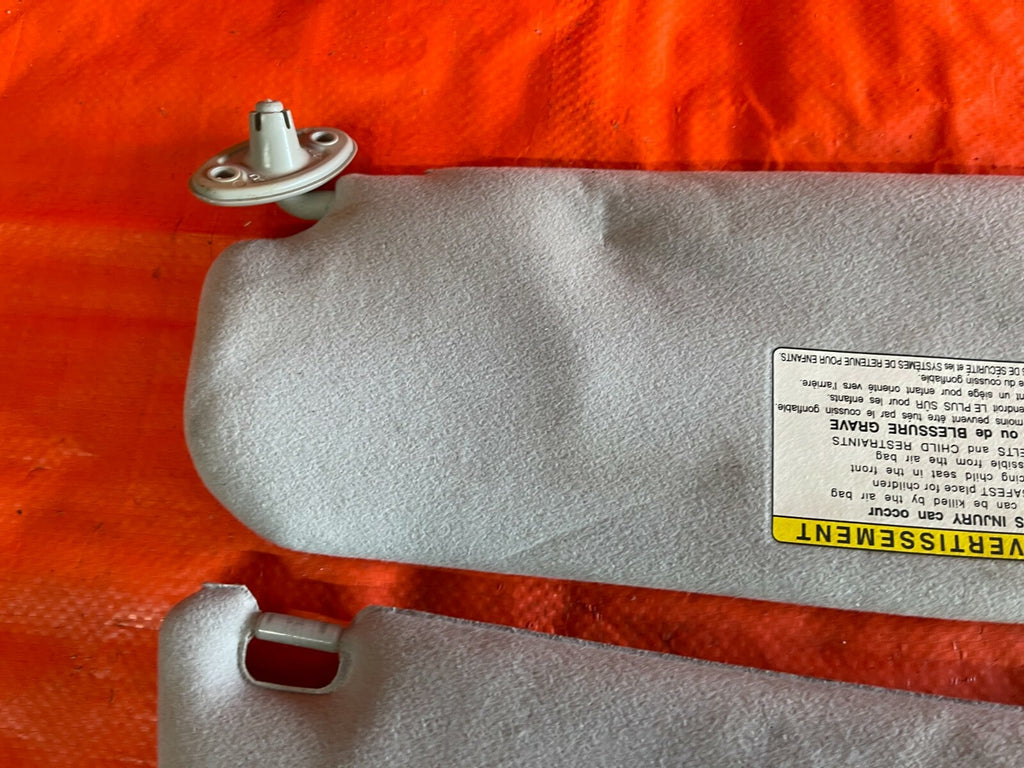 03 05 TOYOTA CELICA GT & GT S   W/ SUNROOF MODEL   SUN VISOR SET   VISORS   OEM6
